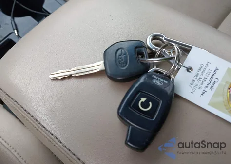 2015 Subaru Legacy 2.5I Limited z USA, uszkodzony, nr VIN 4S3BNAJ6XF3014529